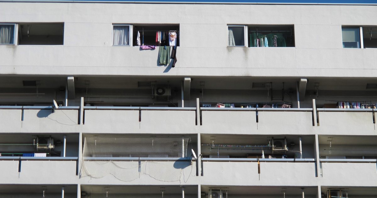 Upratovanie balkóna a lodžie krok za krokom
